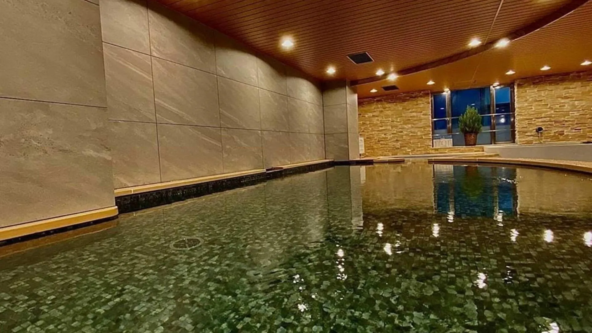 ** Hotel Capsule Inn Osaka - Caters To Men Japan