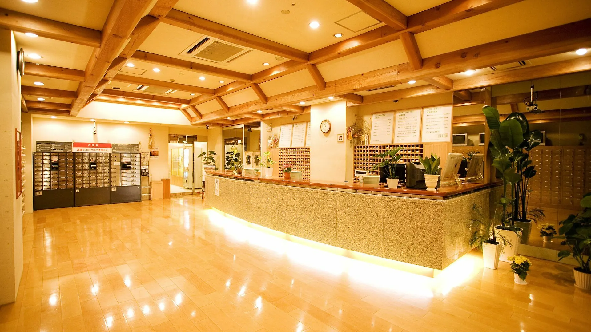 Capsule Inn Osaka - Caters To Men Hotel