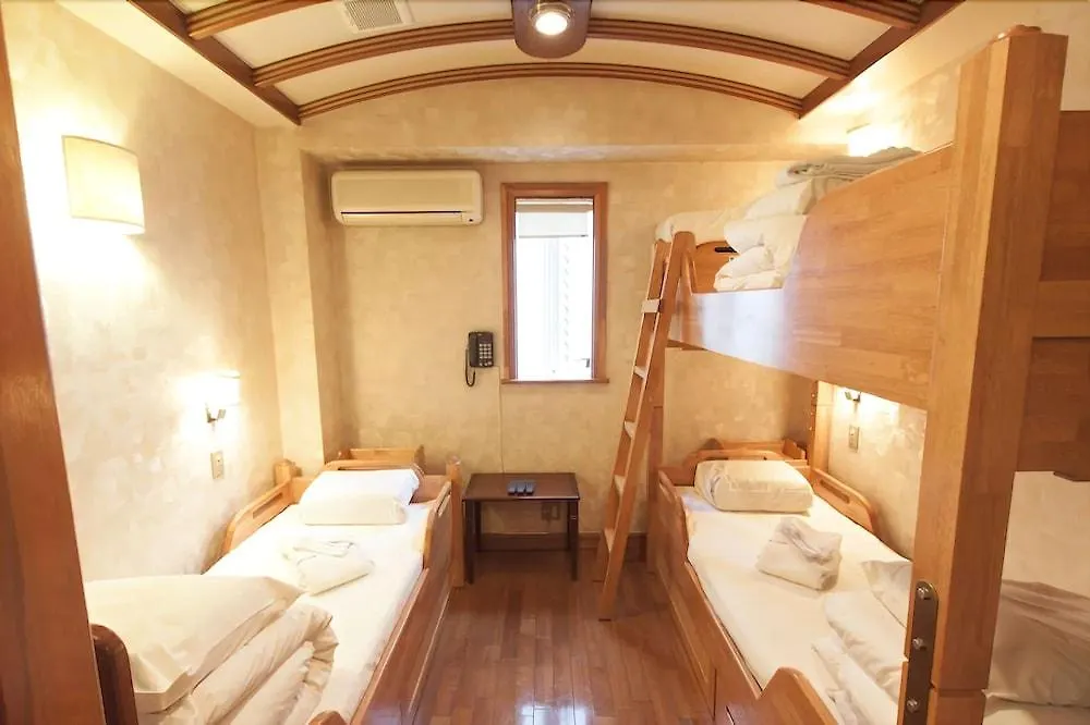 Capsule Inn Osaka - Caters To Men