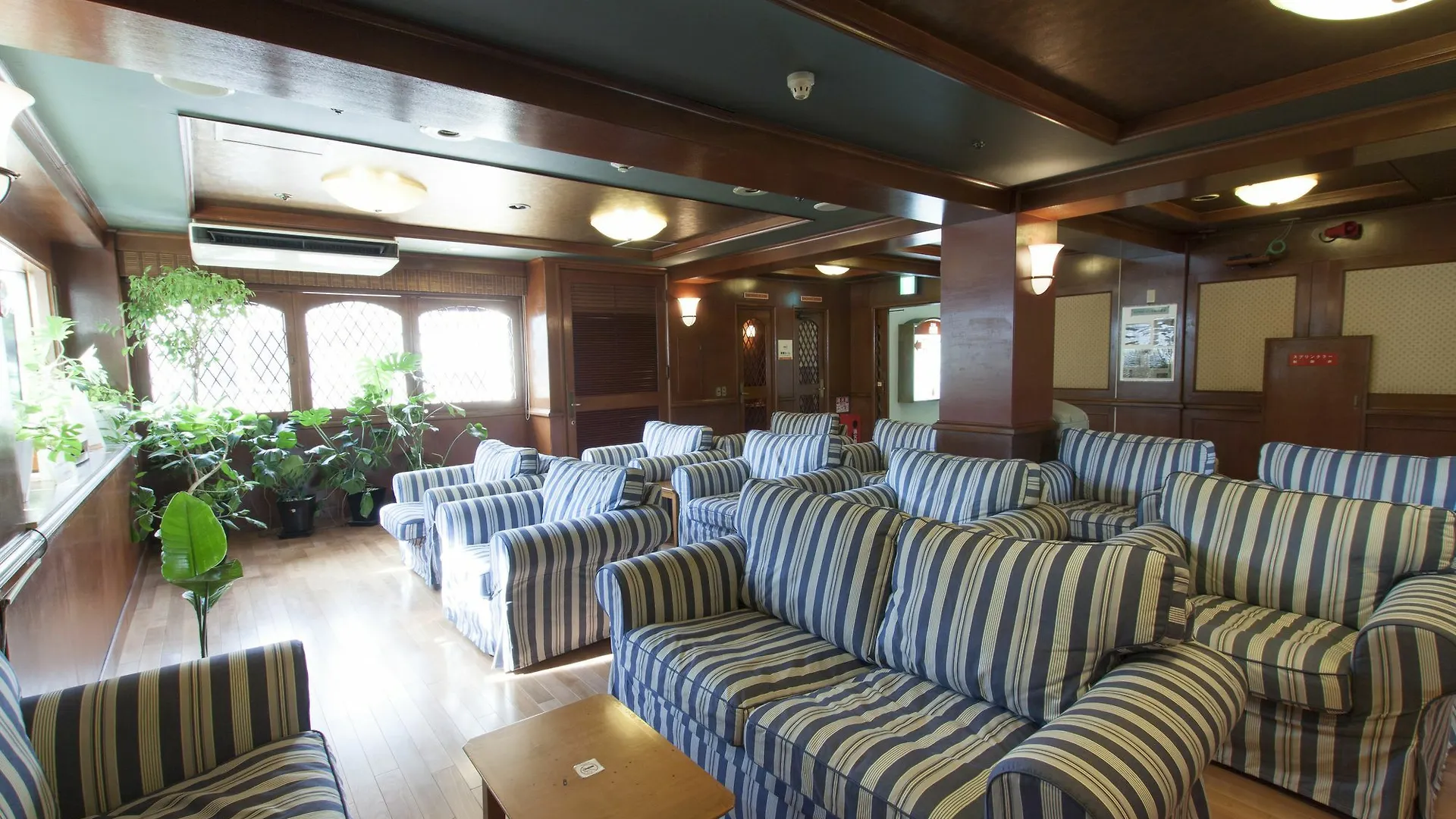 Capsule Inn Osaka - Caters To Men