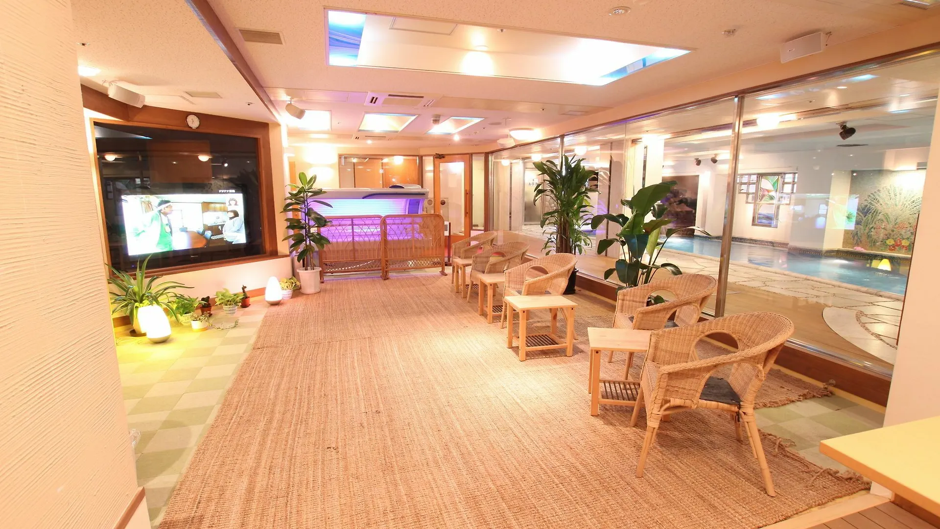 Capsule Inn Osaka - Caters To Men